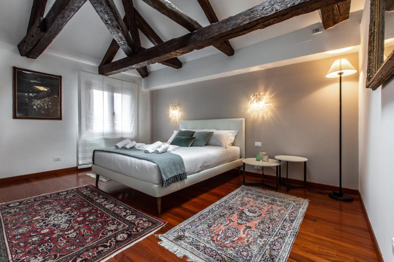 Lejlighed San Pantalon Luxury Penthouse R&r